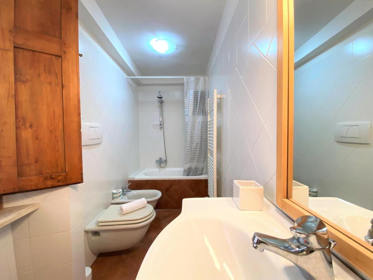 La Fonte-With Balcony Close By Piazza Del Campo 锡耶纳 外观 照片